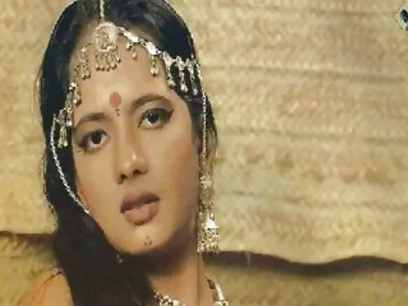 ভাৰতীয় নগ্ন মডেল সেক্সি হিন্দী ৱালা নগ্ন মডেল মডেল