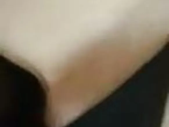 ব্লাংকা MILF মোৰ কঠিন নুনুটো সহ্য কৰিব নোৱাৰে