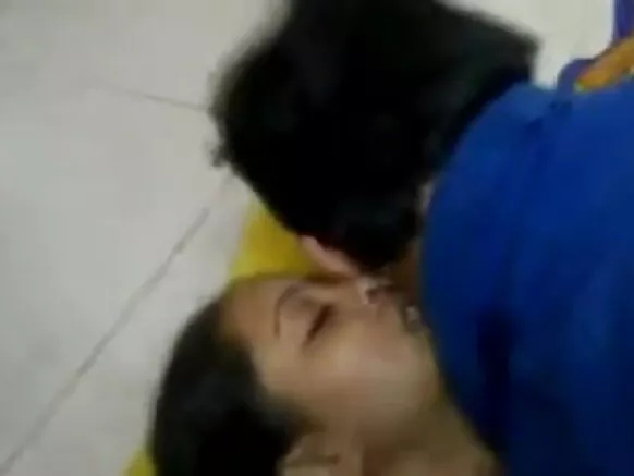 লিণ্ডা দেশী চুদাই প্ৰেমিকা দেশী সেক্সি movie in english