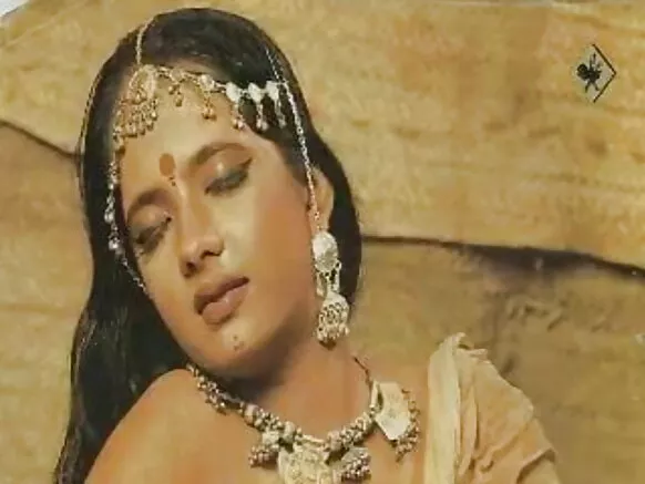 নগ্ন ভাৰতীয় মডেল নগ্ন মডেল হিন্দী ছবি সেক্সি