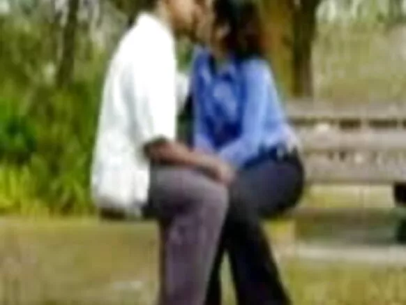 ৰাজহুৱা মোবাইল চলচ্চিত্ৰ sex in hindi india