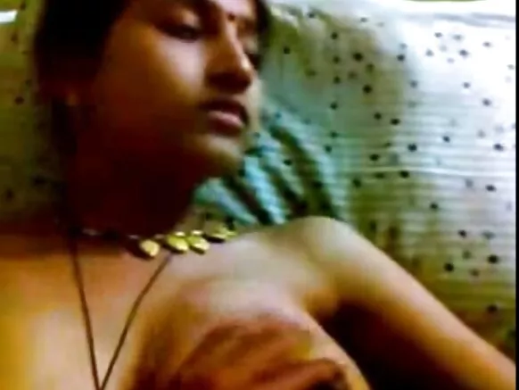 চুপাৰ সেক্সি ভিডিঅ' সম্পূৰ্ণ চিনেমা হিন্দী tegu aunty hot