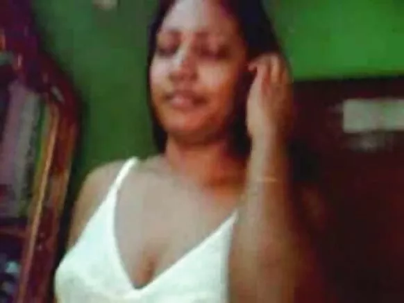 ল'ৰাৰ প্ৰেমিকা দেশী সেক্সি চিনেমা desi sexy movie hindi