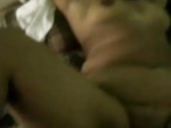 দেশী আন্টী বিশাল বিশাল চেক্সি চিনেমা অনুভৱ