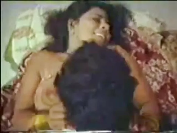 সেক্সি সেক্সি mallu chahiye ৰাতিপুৱা softcore মোবাইল যৌন যৌনতা
