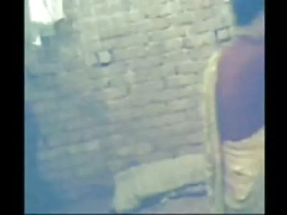 বাংলাদেশ ইংৰাজী আন্টি চেক্সি চিনেমা চুবুৰীয়া আন্টিৰ সৈতে