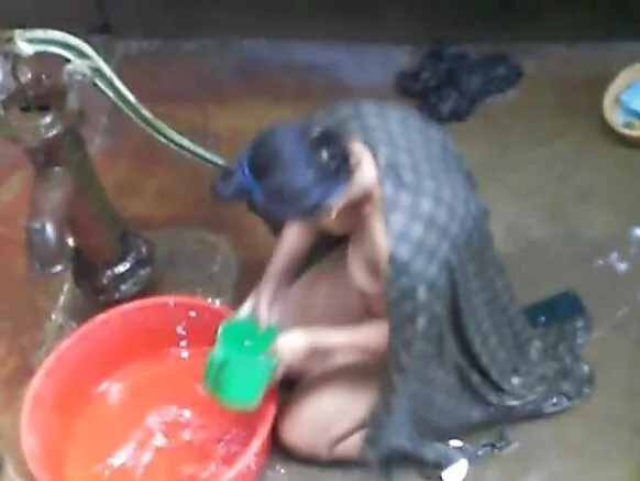 চুবুৰীয়া বাথ সেক্সি চিনেমা সেক্সি 4