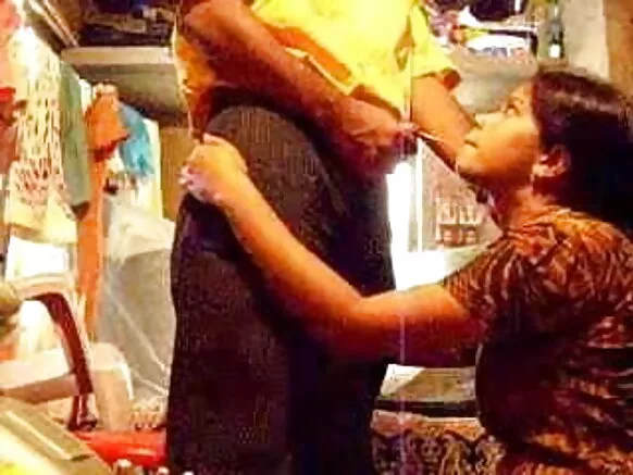 ভাৰতীয় মামজা ছানি লিওন গাৰ্ল মামজা চলচ্চিত্ৰ গাৰ্ল