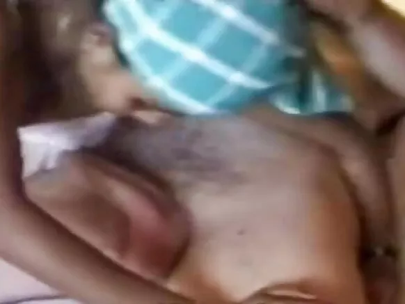 চেক্সি হট ভিডিঅ' চিনেমা ভাৰতীয়সকলে পোলাক আকোৱালি লয়