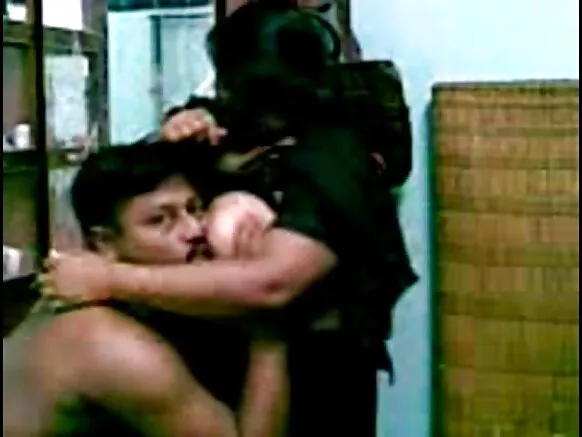 গুজ্জু ককা বুচ চুষা ডাঙৰ বুচ সেক্সি ভগ শ্ব' ভিডিঅ'