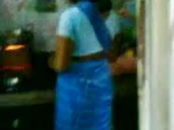 reena bhabhi উন্মোচন কৰিলে চেক্সি চিনেমা