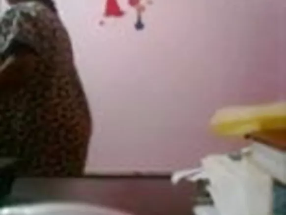 aunty সেক্সি চিনেমাৰ ভিডিঅ' বল